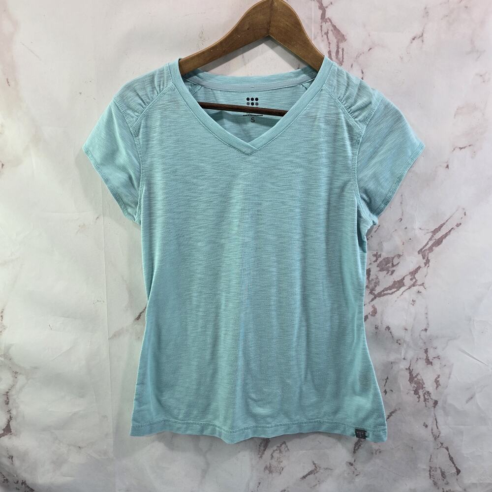 Title Nine Shirt Womens Small Light Blue V Neck Matahari Short Sleeve Wicking